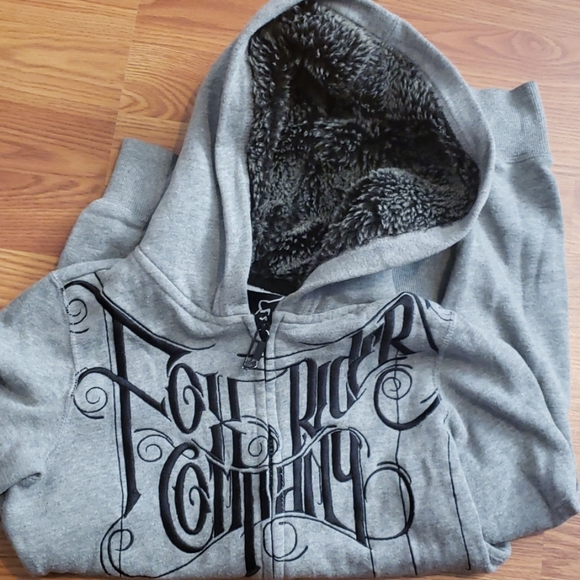 Fox Racing - Picture 2 of 3